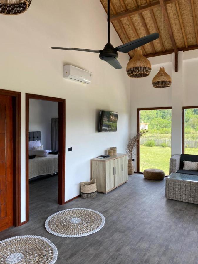 Baha Baha Villas West Sumbawa Yoyos - Free Yoga Class, Gym Daily Included For Guest - Fast Wifi Starlink Sekongkang Eksteriør billede