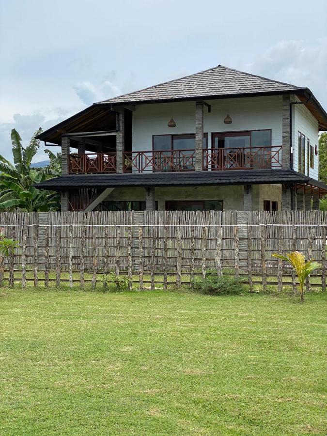 Baha Baha Villas West Sumbawa Yoyos - Free Yoga Class, Gym Daily Included For Guest - Fast Wifi Starlink Sekongkang Eksteriør billede