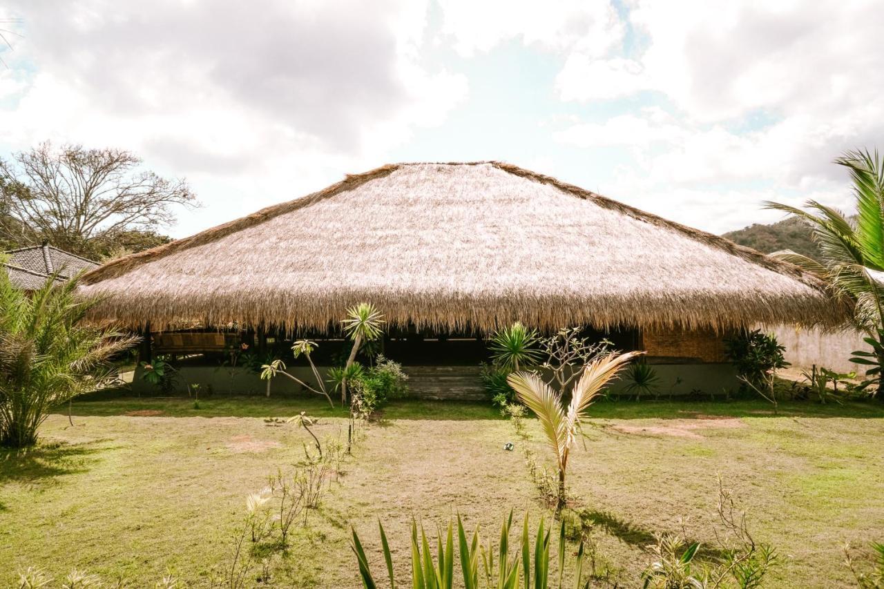Baha Baha Villas West Sumbawa Yoyos - Free Yoga Class, Gym Daily Included For Guest - Fast Wifi Starlink Sekongkang Eksteriør billede