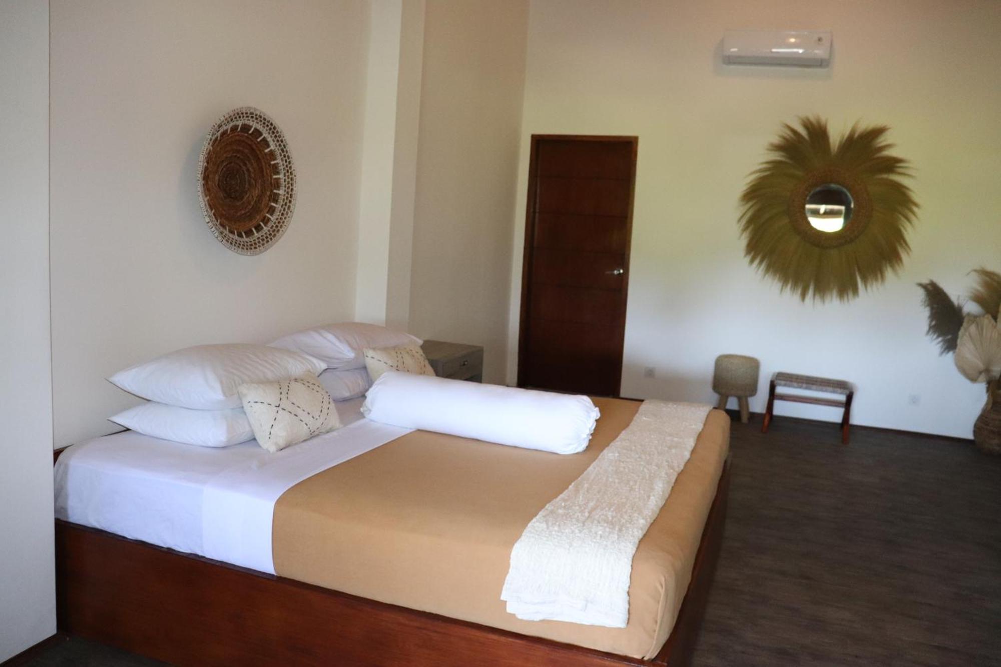 Baha Baha Villas West Sumbawa Yoyos - Free Yoga Class, Gym Daily Included For Guest - Fast Wifi Starlink Sekongkang Eksteriør billede