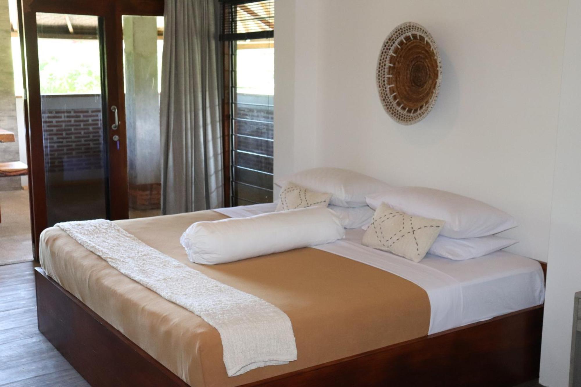 Baha Baha Villas West Sumbawa Yoyos - Free Yoga Class, Gym Daily Included For Guest - Fast Wifi Starlink Sekongkang Eksteriør billede